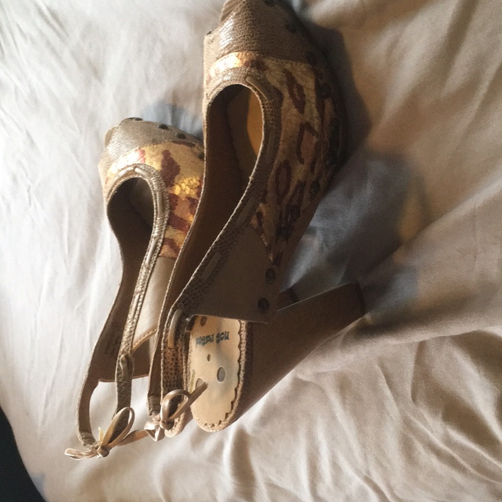 Not rated heels